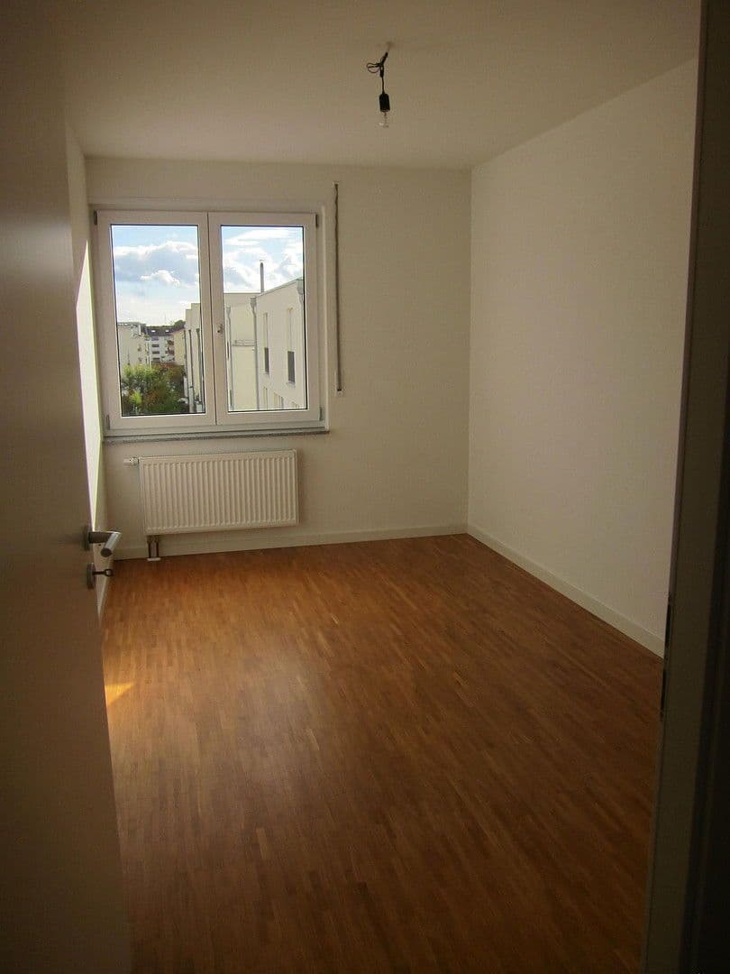 Prenájom bytu 4-izbový 114 m², Felix-Wankel-Str 5, Heidelberg, Bádensko-Wurttembersko Prenájom bytu 4-izbový 114 m², Felix-Wankel-Str 5, Heidelberg, Bádensko-Wurttembersko