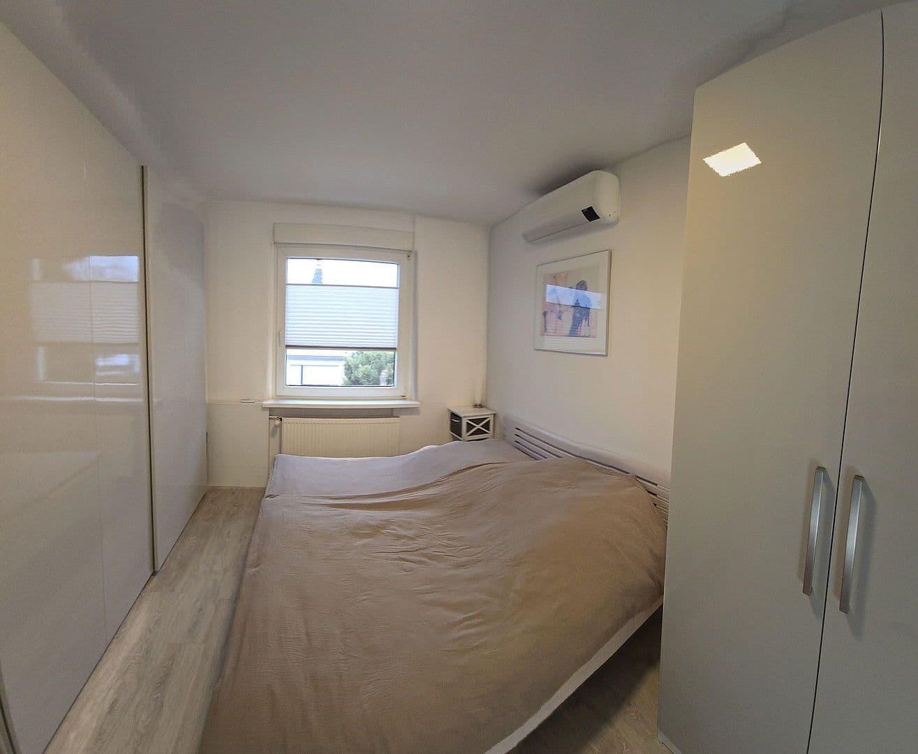 Predaj domu 100 m², pozemek 420 m², Lichterfelde, Berlín Predaj domu 100 m², pozemek 420 m², Lichterfelde, Berlín