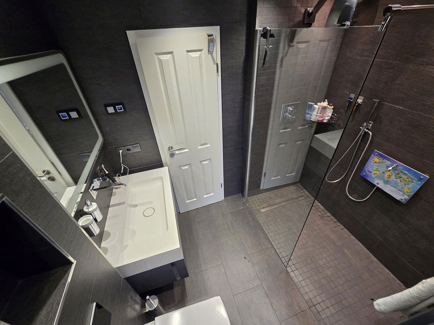 Predaj domu 217 m², pozemek 447 m², Aachen, Severné Porýnie - Westfálsko Predaj domu 217 m², pozemek 447 m², Aachen, Severné Porýnie - Westfálsko