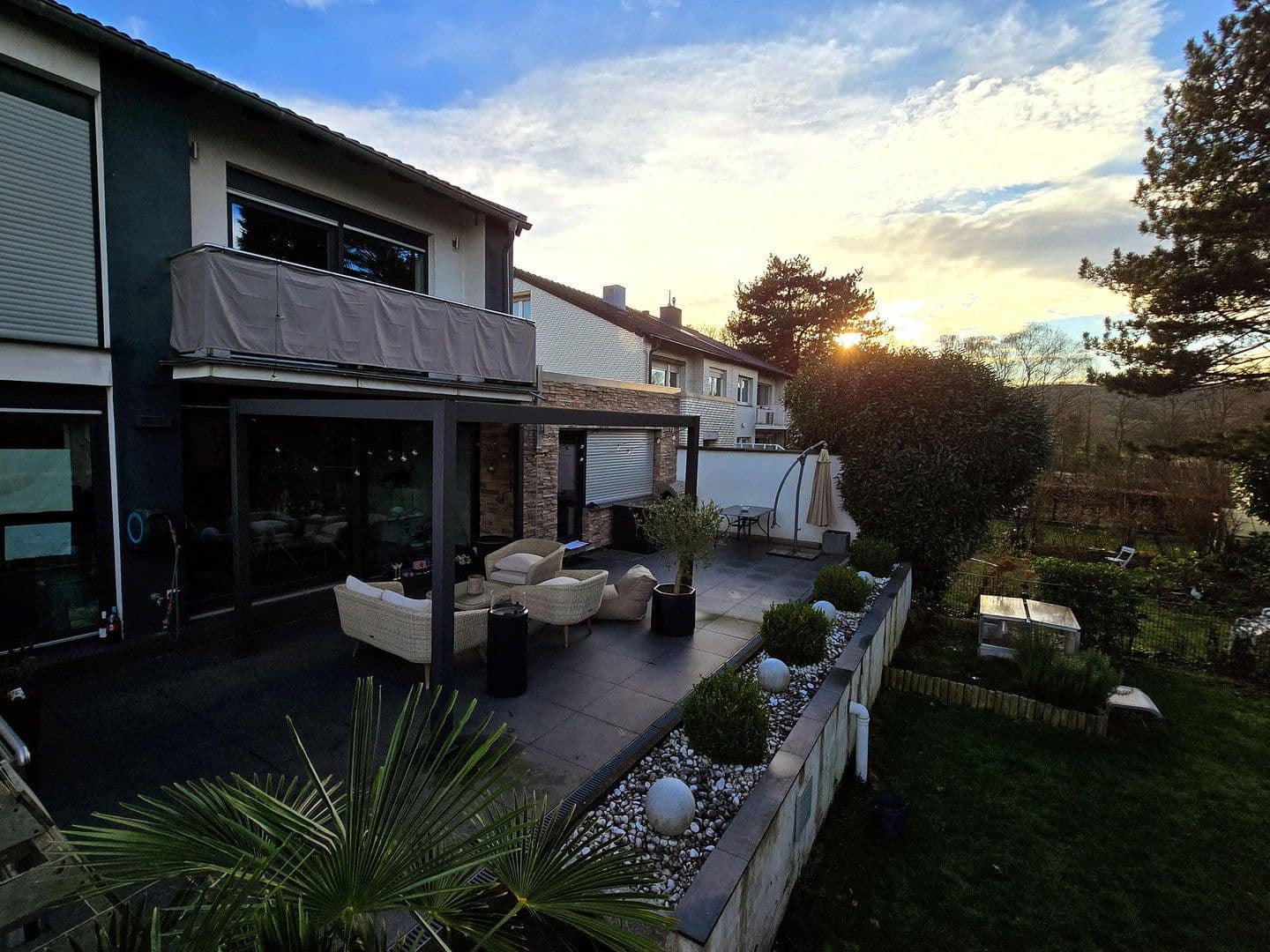 Predaj domu 217 m², pozemek 447 m², Aachen, Severné Porýnie - Westfálsko Predaj domu 217 m², pozemek 447 m², Aachen, Severné Porýnie - Westfálsko