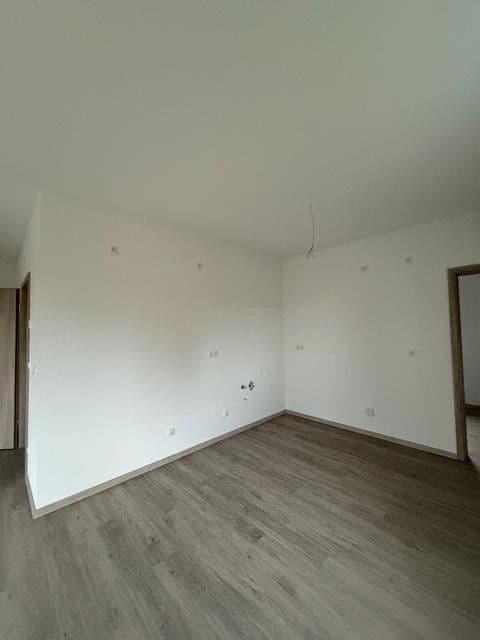 Predaj bytu 3-izbový 83 m², Bremer Str 53, Berlin, Berlín Predaj bytu 3-izbový 83 m², Bremer Str 53, Berlin, Berlín