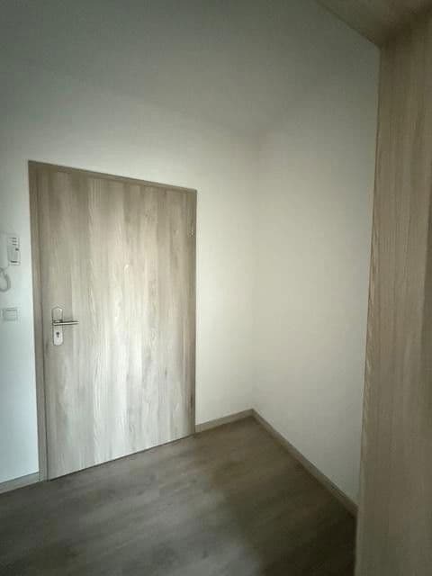 Predaj bytu 3-izbový 83 m², Bremer Str 53, Berlin, Berlín Predaj bytu 3-izbový 83 m², Bremer Str 53, Berlin, Berlín