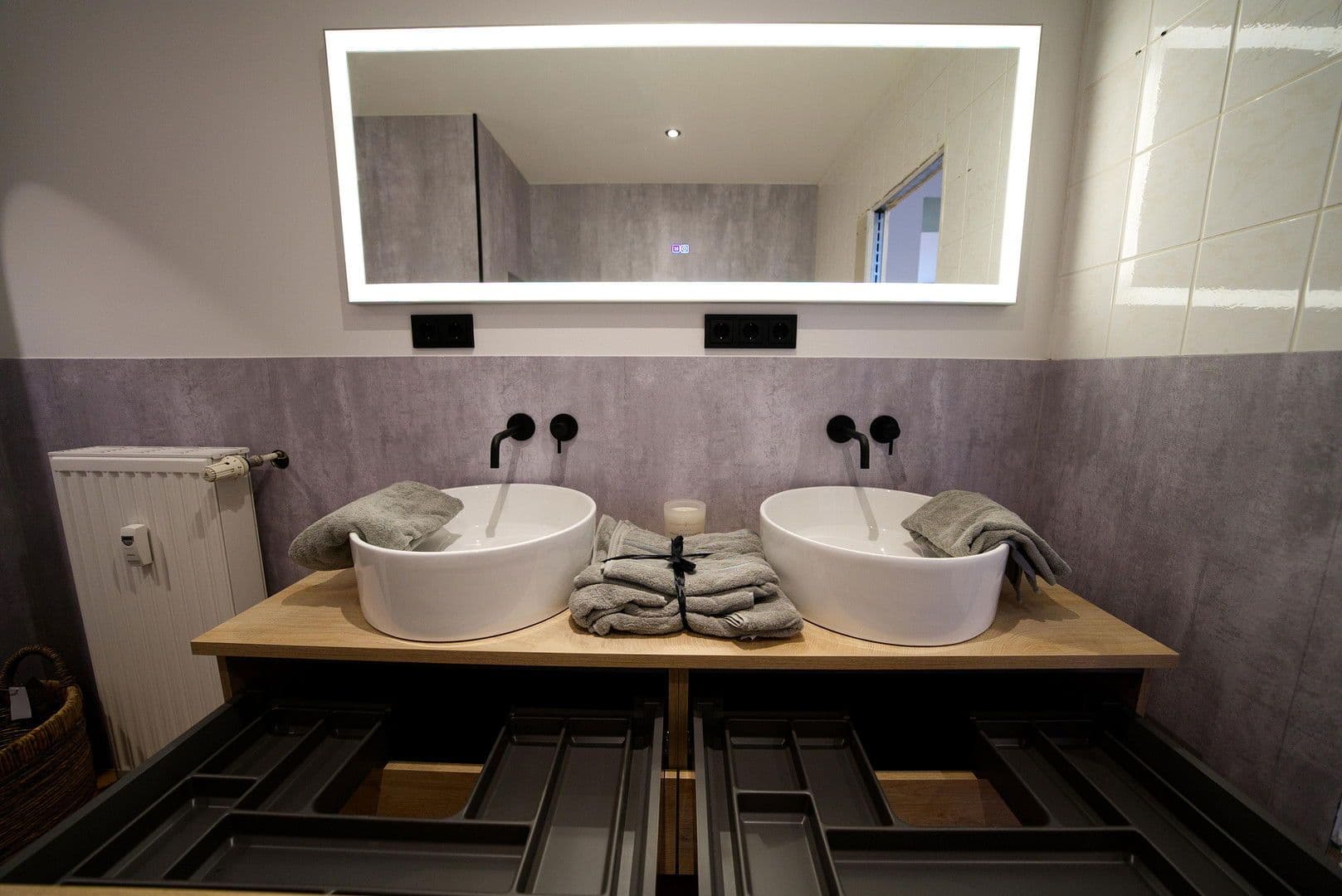 Prenájom bytu 3-izbový 82 m², Barbarossastraße 86, Chemnitz, Sasko Prenájom bytu 3-izbový 82 m², Barbarossastraße 86, Chemnitz, Sasko