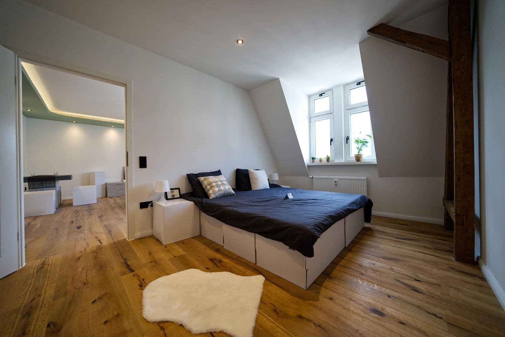 Prenájom bytu 3-izbový 82 m², Barbarossastraße 86, Chemnitz, Sasko Prenájom bytu 3-izbový 82 m², Barbarossastraße 86, Chemnitz, Sasko