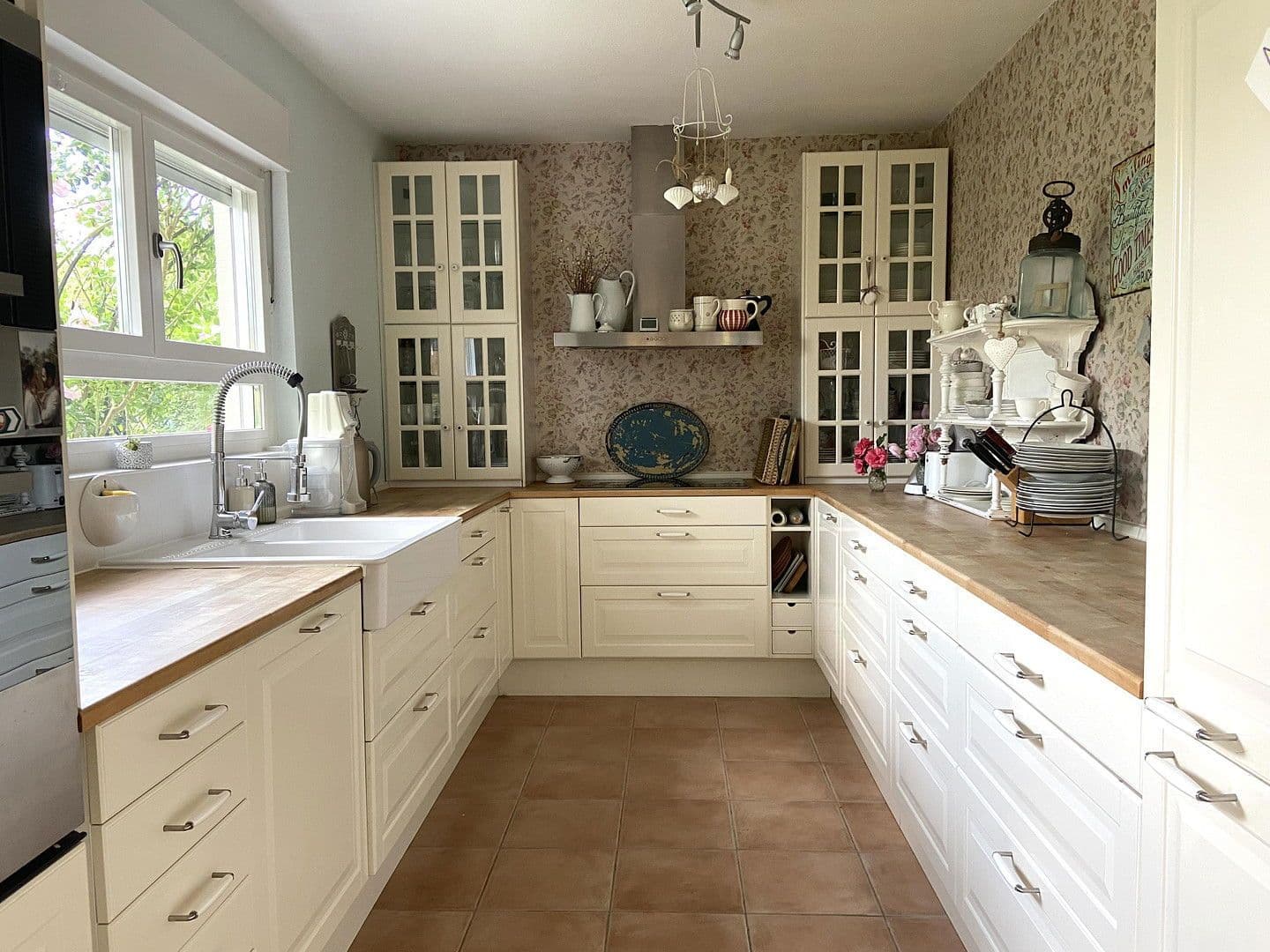 Predaj domu 224 m², pozemek 619 m², Schwäbisch Hall, Bádensko-Wurttembersko Predaj domu 224 m², pozemek 619 m², Schwäbisch Hall, Bádensko-Wurttembersko