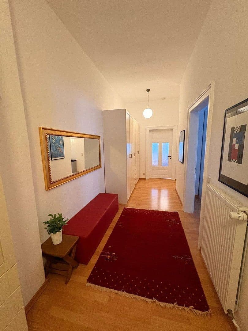 Prenájom bytu 4-izbový 120 m², Rudolfstr. 7, Braunschweig, Dolné Sasko Prenájom bytu 4-izbový 120 m², Rudolfstr. 7, Braunschweig, Dolné Sasko