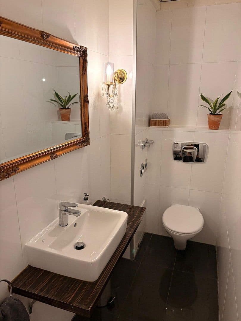 Prenájom bytu 4-izbový 120 m², Rudolfstr. 7, Braunschweig, Dolné Sasko Prenájom bytu 4-izbový 120 m², Rudolfstr. 7, Braunschweig, Dolné Sasko