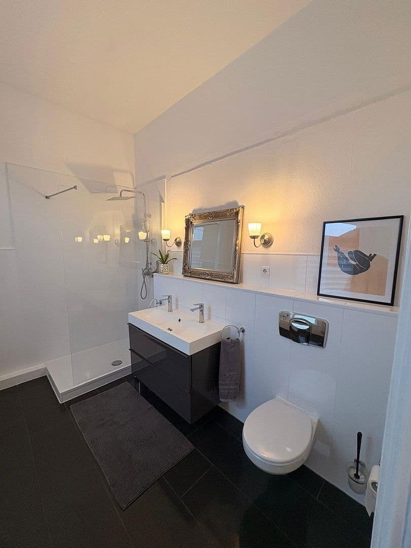 Prenájom bytu 4-izbový 120 m², Rudolfstr. 7, Braunschweig, Dolné Sasko Prenájom bytu 4-izbový 120 m², Rudolfstr. 7, Braunschweig, Dolné Sasko