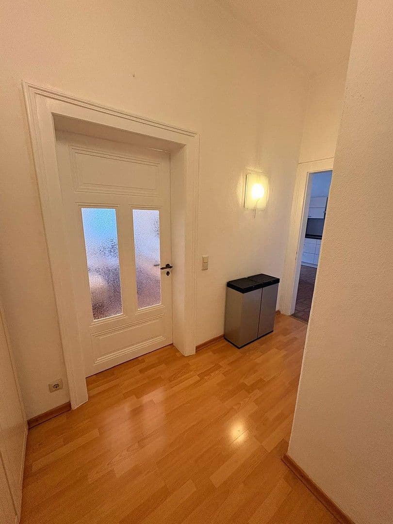 Prenájom bytu 4-izbový 120 m², Rudolfstr. 7, Braunschweig, Dolné Sasko Prenájom bytu 4-izbový 120 m², Rudolfstr. 7, Braunschweig, Dolné Sasko