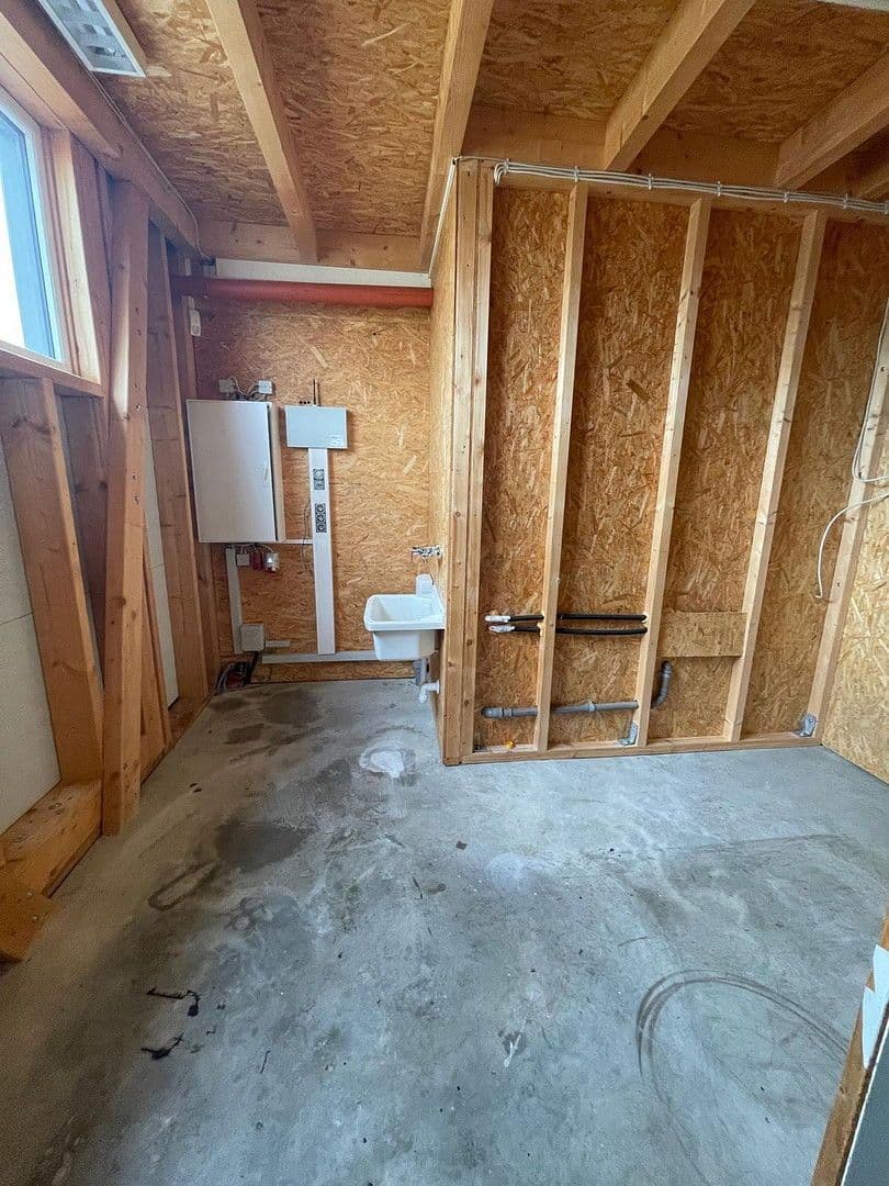 Prenájom nebytového priestoru 340 m², Gewerbebogen 11, Hemau, Bavorsko Prenájom nebytového priestoru 340 m², Gewerbebogen 11, Hemau, Bavorsko