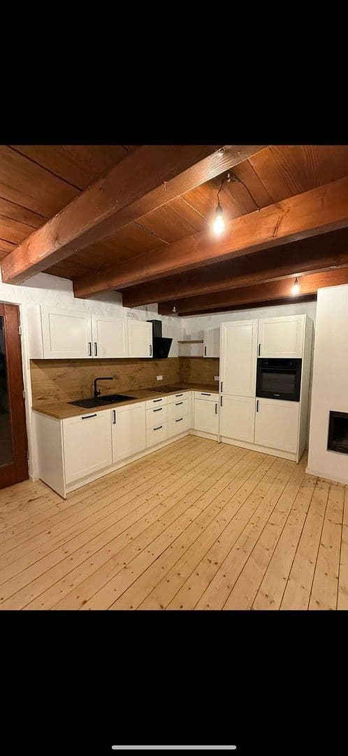 Prenájom domu 130 m², pozemek 2.678 m², Manthalstr. 2, Berg, Bavorsko Prenájom domu 130 m², pozemek 2.678 m², Manthalstr. 2, Berg, Bavorsko