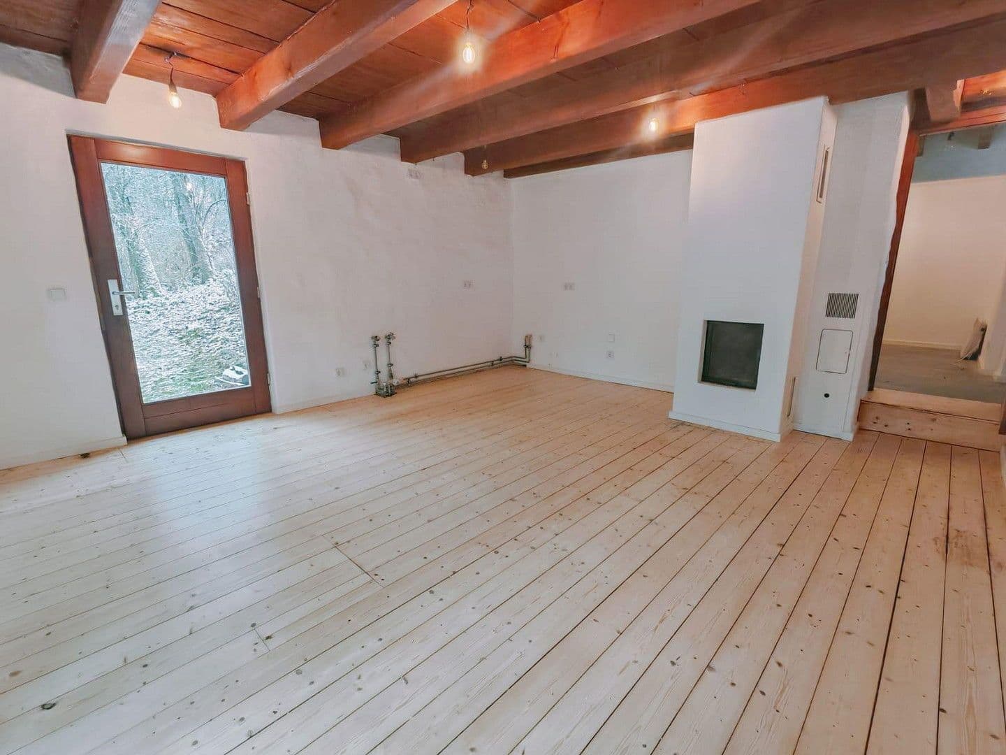 Prenájom domu 130 m², pozemek 2.678 m², Manthalstr. 2, Berg, Bavorsko Prenájom domu 130 m², pozemek 2.678 m², Manthalstr. 2, Berg, Bavorsko