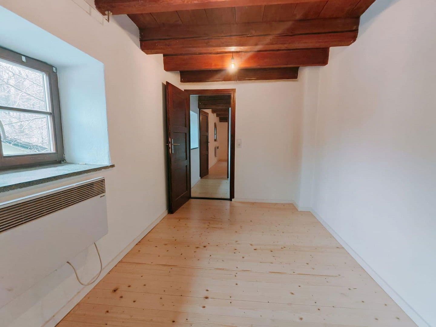 Prenájom domu 130 m², pozemek 2.678 m², Manthalstr. 2, Berg, Bavorsko Prenájom domu 130 m², pozemek 2.678 m², Manthalstr. 2, Berg, Bavorsko