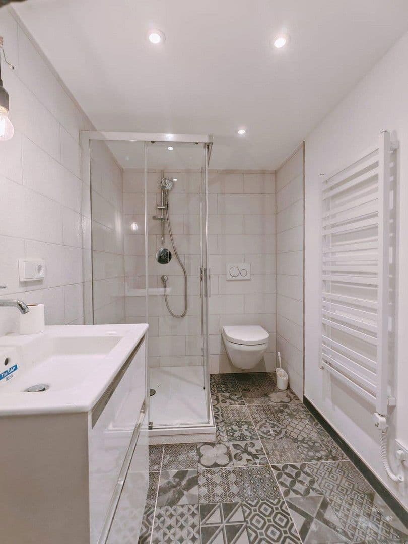 Prenájom domu 130 m², pozemek 2.678 m², Manthalstr. 2, Berg, Bavorsko Prenájom domu 130 m², pozemek 2.678 m², Manthalstr. 2, Berg, Bavorsko