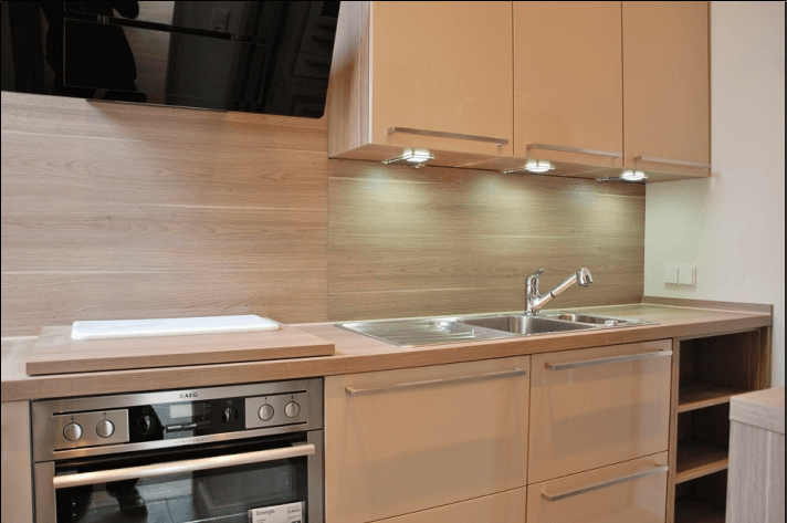 Prenájom bytu 3-izbový 93 m², Wiesbaden, Hesensko Prenájom bytu 3-izbový 93 m², Wiesbaden, Hesensko