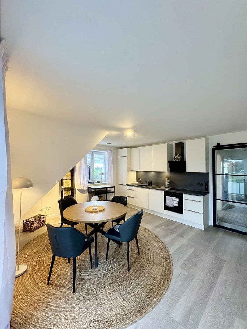 Prenájom bytu 2-izbový 75 m², Klevendeicher Chaussee 2, Moorrege, Šlezvicko-Holštajnsko Prenájom bytu 2-izbový 75 m², Klevendeicher Chaussee 2, Moorrege, Šlezvicko-Holštajnsko