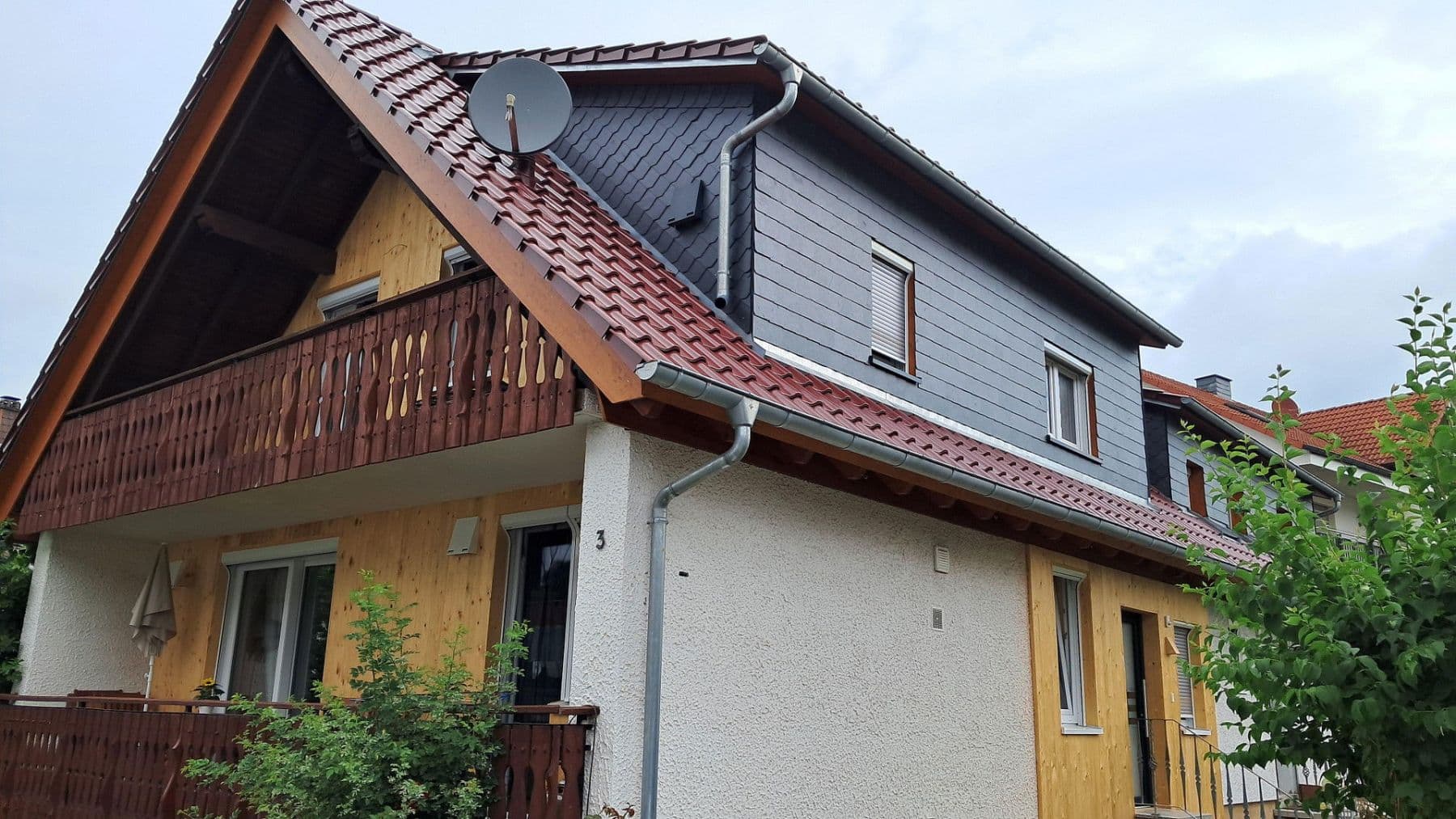 Predaj domu 232 m², pozemek 473 m², Poppenhausen (Wasserkuppe), Hesensko Predaj domu 232 m², pozemek 473 m², Poppenhausen (Wasserkuppe), Hesensko