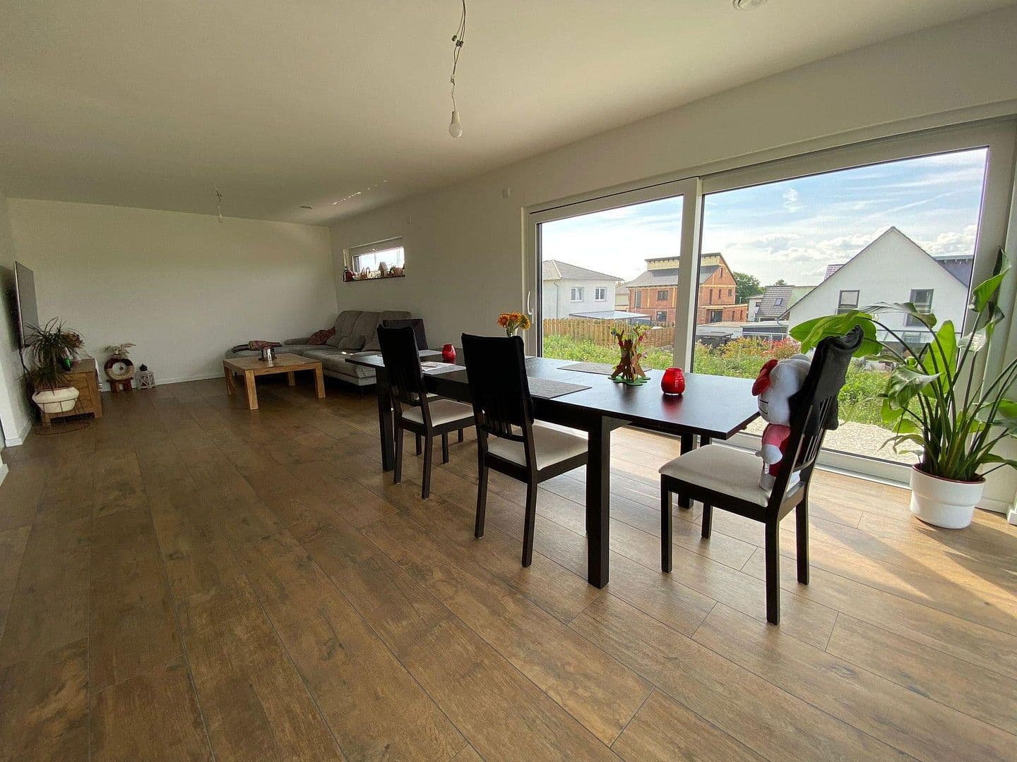 Predaj domu 170 m², pozemek 748 m², Zum Baumfeld 5, Pommersfelden, Bavorsko Predaj domu 170 m², pozemek 748 m², Zum Baumfeld 5, Pommersfelden, Bavorsko