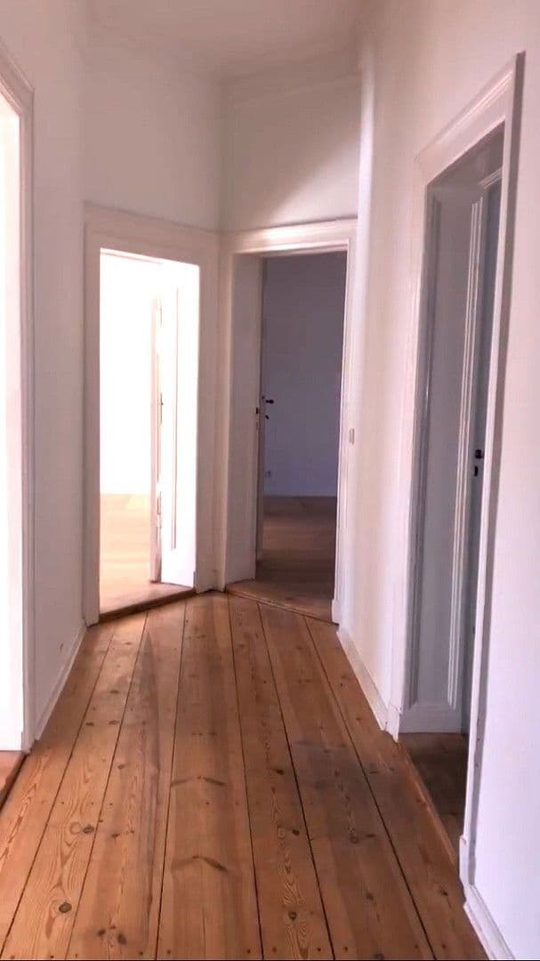 Predaj bytu 4-izbový 130 m², Potsdam, Brandenbursko Predaj bytu 4-izbový 130 m², Potsdam, Brandenbursko