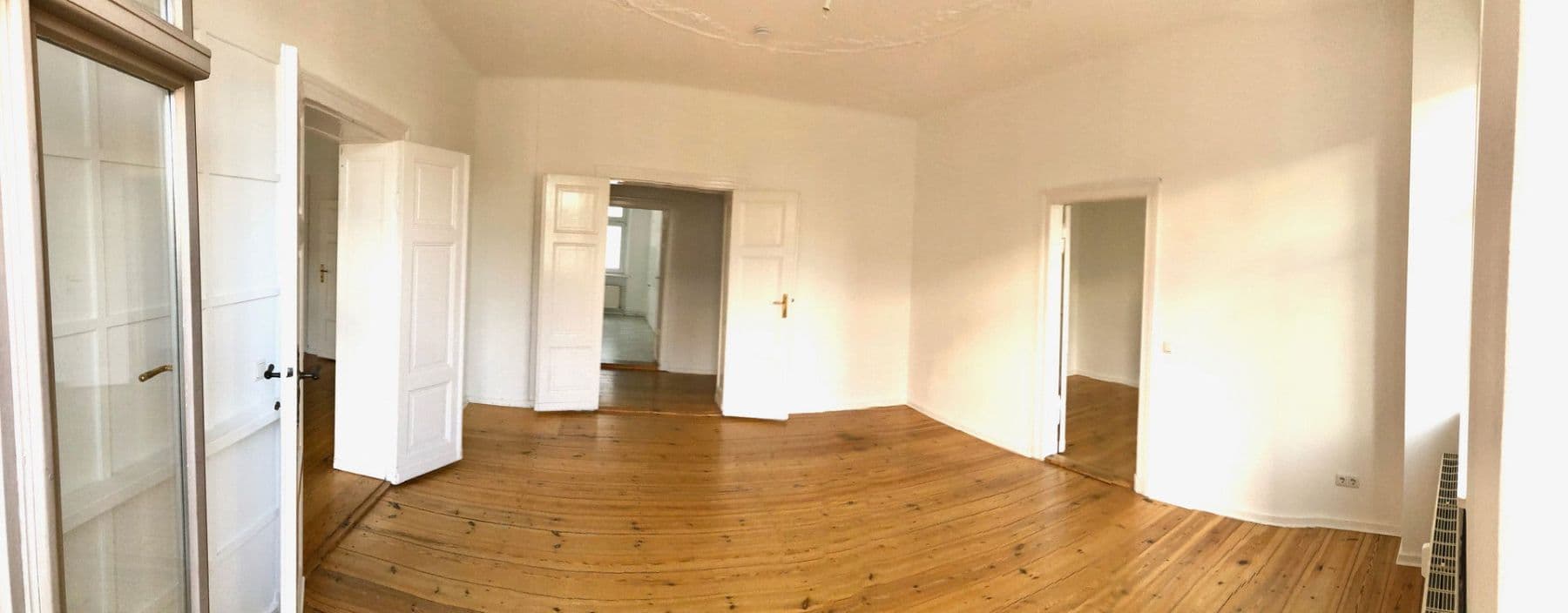 Predaj bytu 4-izbový 130 m², Potsdam, Brandenbursko Predaj bytu 4-izbový 130 m², Potsdam, Brandenbursko