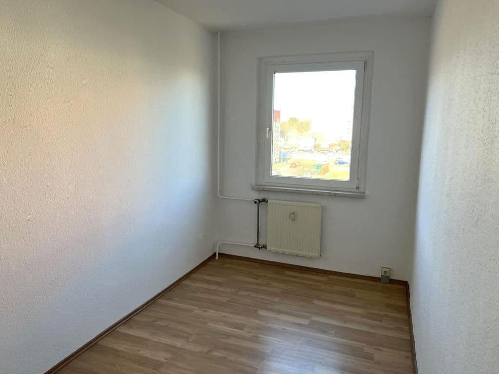 Prenájom bytu 4-izbový 71 m², Brunnenstraße 16, Bad Düben, Sasko Prenájom bytu 4-izbový 71 m², Brunnenstraße 16, Bad Düben, Sasko