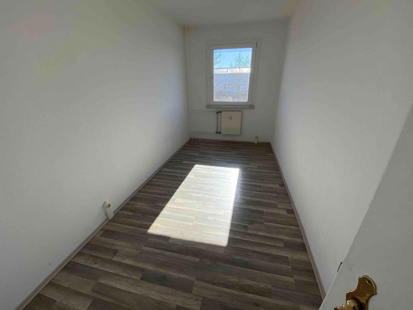 Prenájom bytu 4-izbový 71 m², Brunnenstraße 16, Bad Düben, Sasko Prenájom bytu 4-izbový 71 m², Brunnenstraße 16, Bad Düben, Sasko