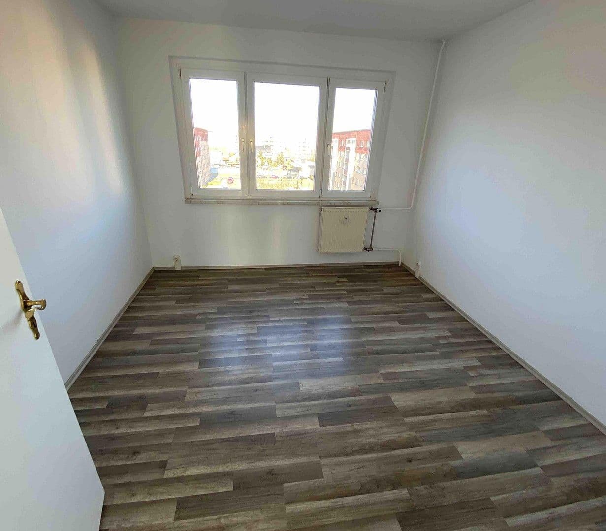Prenájom bytu 4-izbový 71 m², Brunnenstraße 16, Bad Düben, Sasko Prenájom bytu 4-izbový 71 m², Brunnenstraße 16, Bad Düben, Sasko