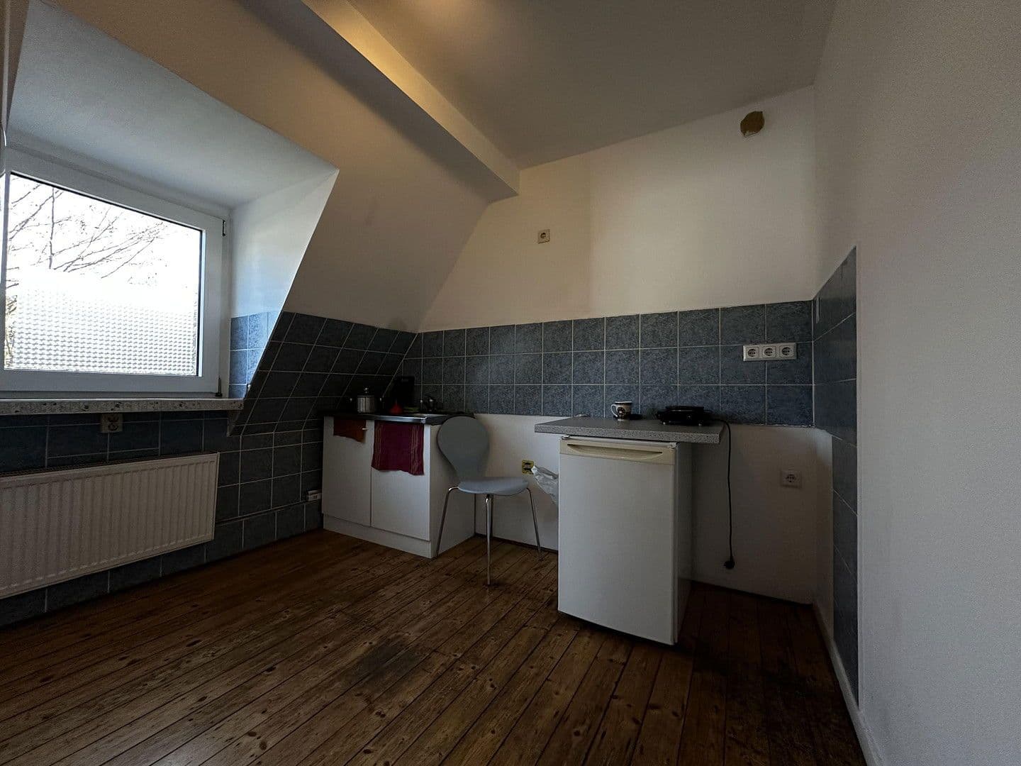 Predaj domu 141 m², pozemek 498 m², Am Feuerschlößchen 10, Bad Honnef, Severné Porýnie - Westfálsko Predaj domu 141 m², pozemek 498 m², Am Feuerschlößchen 10, Bad Honnef, Severné Porýnie - Westfálsko