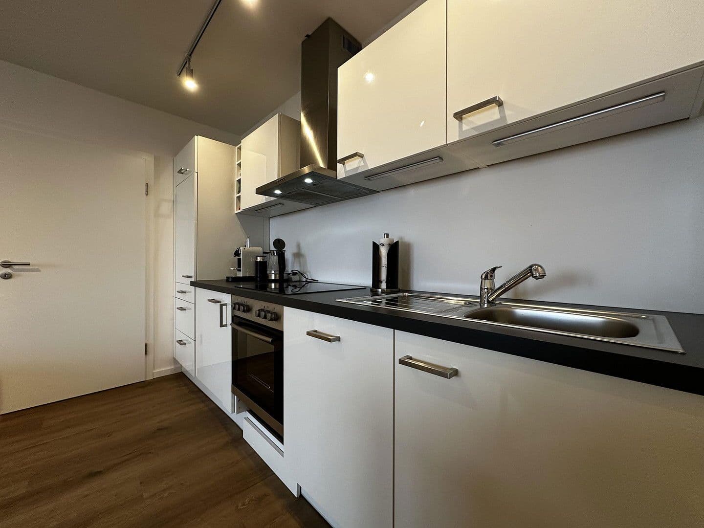 Predaj bytu 2-izbový 53 m², Luxemburger Straße 124-136, Köln, Severné Porýnie - Westfálsko Predaj bytu 2-izbový 53 m², Luxemburger Straße 124-136, Köln, Severné Porýnie - Westfálsko