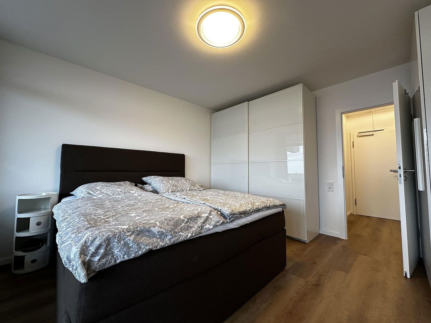 Predaj bytu 2-izbový 53 m², Luxemburger Straße 124-136, Köln, Severné Porýnie - Westfálsko Predaj bytu 2-izbový 53 m², Luxemburger Straße 124-136, Köln, Severné Porýnie - Westfálsko