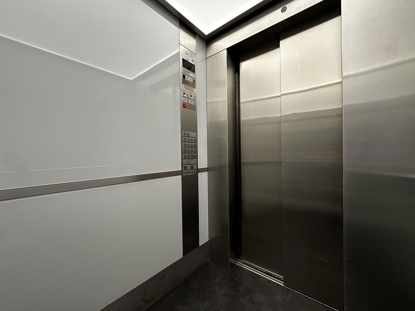 Predaj bytu 2-izbový 53 m², Luxemburger Straße 124-136, Köln, Severné Porýnie - Westfálsko Predaj bytu 2-izbový 53 m², Luxemburger Straße 124-136, Köln, Severné Porýnie - Westfálsko