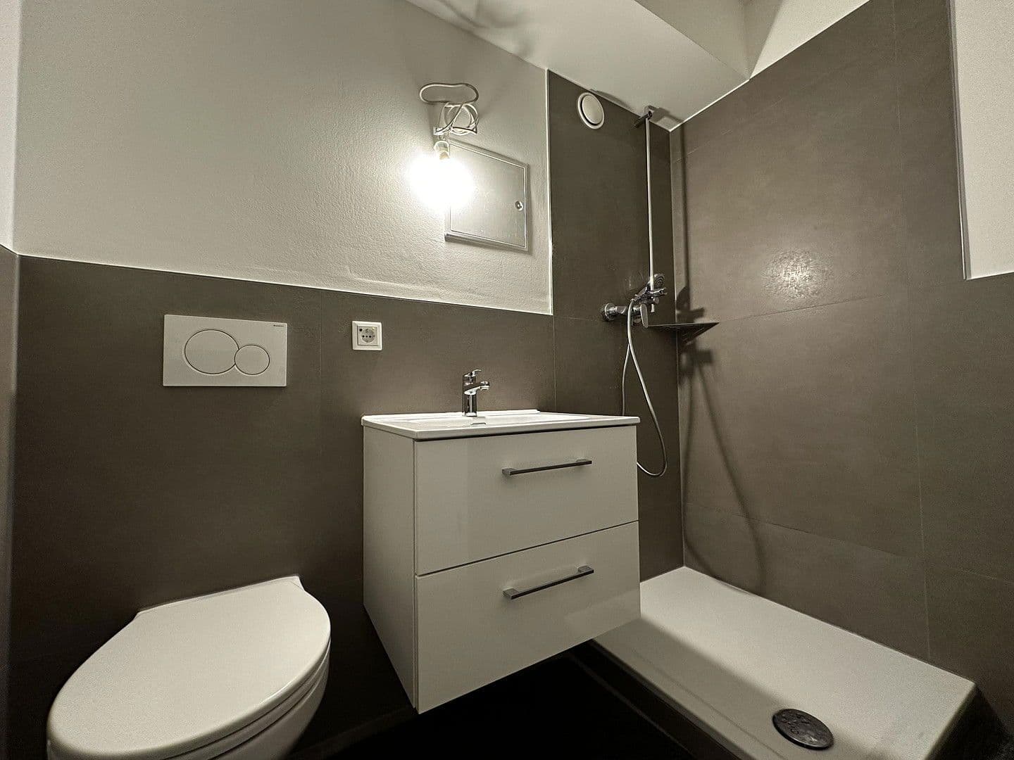 Predaj bytu 2-izbový 53 m², Luxemburger Straße 124-136, Köln, Severné Porýnie - Westfálsko Predaj bytu 2-izbový 53 m², Luxemburger Straße 124-136, Köln, Severné Porýnie - Westfálsko