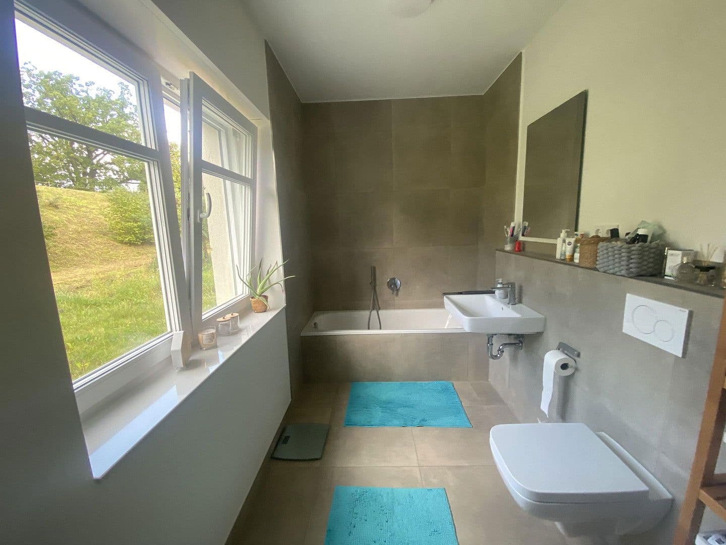 Prenájom bytu 4-izbový 96 m², Carl-Adam-Petri-Straße, Potsdam, Brandenbursko Prenájom bytu 4-izbový 96 m², Carl-Adam-Petri-Straße, Potsdam, Brandenbursko