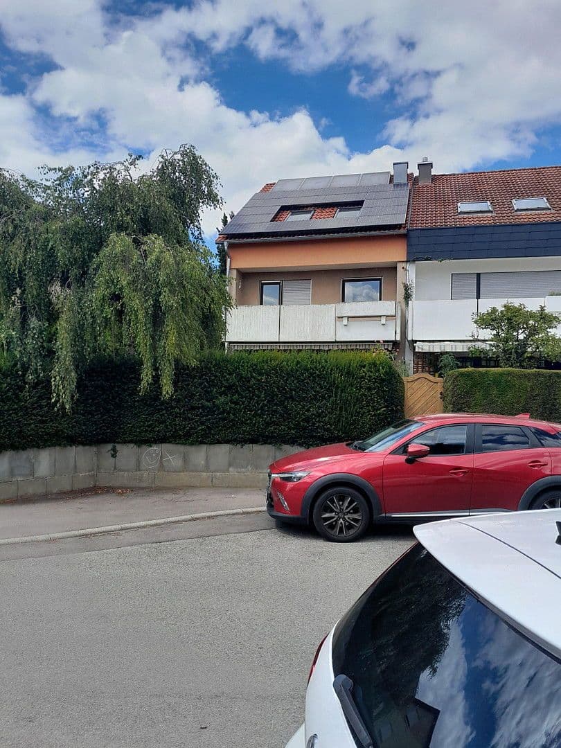 Predaj domu 200 m², pozemek 204 m², Andreas-Fauser-Straße 8 c, Stuttgart, Bádensko-Wurttembersko Predaj domu 200 m², pozemek 204 m², Andreas-Fauser-Straße 8 c, Stuttgart, Bádensko-Wurttembersko