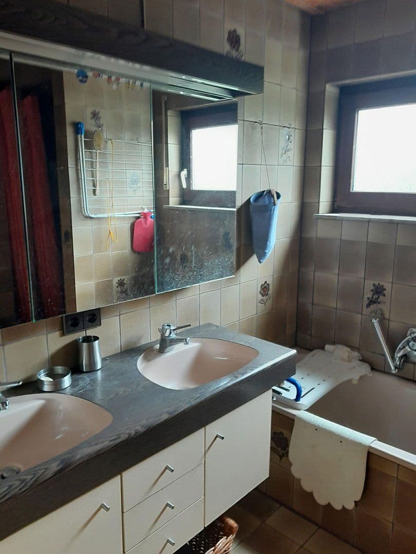 Predaj domu 200 m², pozemek 204 m², Andreas-Fauser-Straße 8 c, Stuttgart, Bádensko-Wurttembersko Predaj domu 200 m², pozemek 204 m², Andreas-Fauser-Straße 8 c, Stuttgart, Bádensko-Wurttembersko