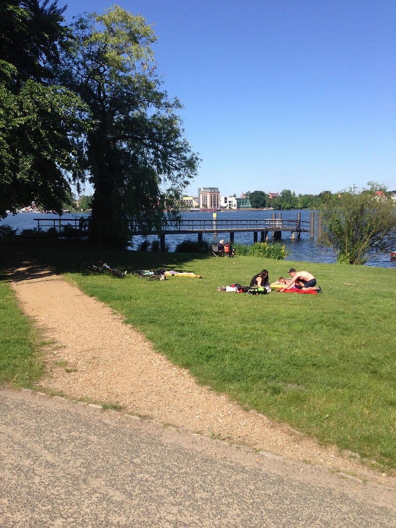 Prenájom bytu 2-izbový 60 m², Berlinerstr. 96, Potsdam, Brandenbursko Prenájom bytu 2-izbový 60 m², Berlinerstr. 96, Potsdam, Brandenbursko