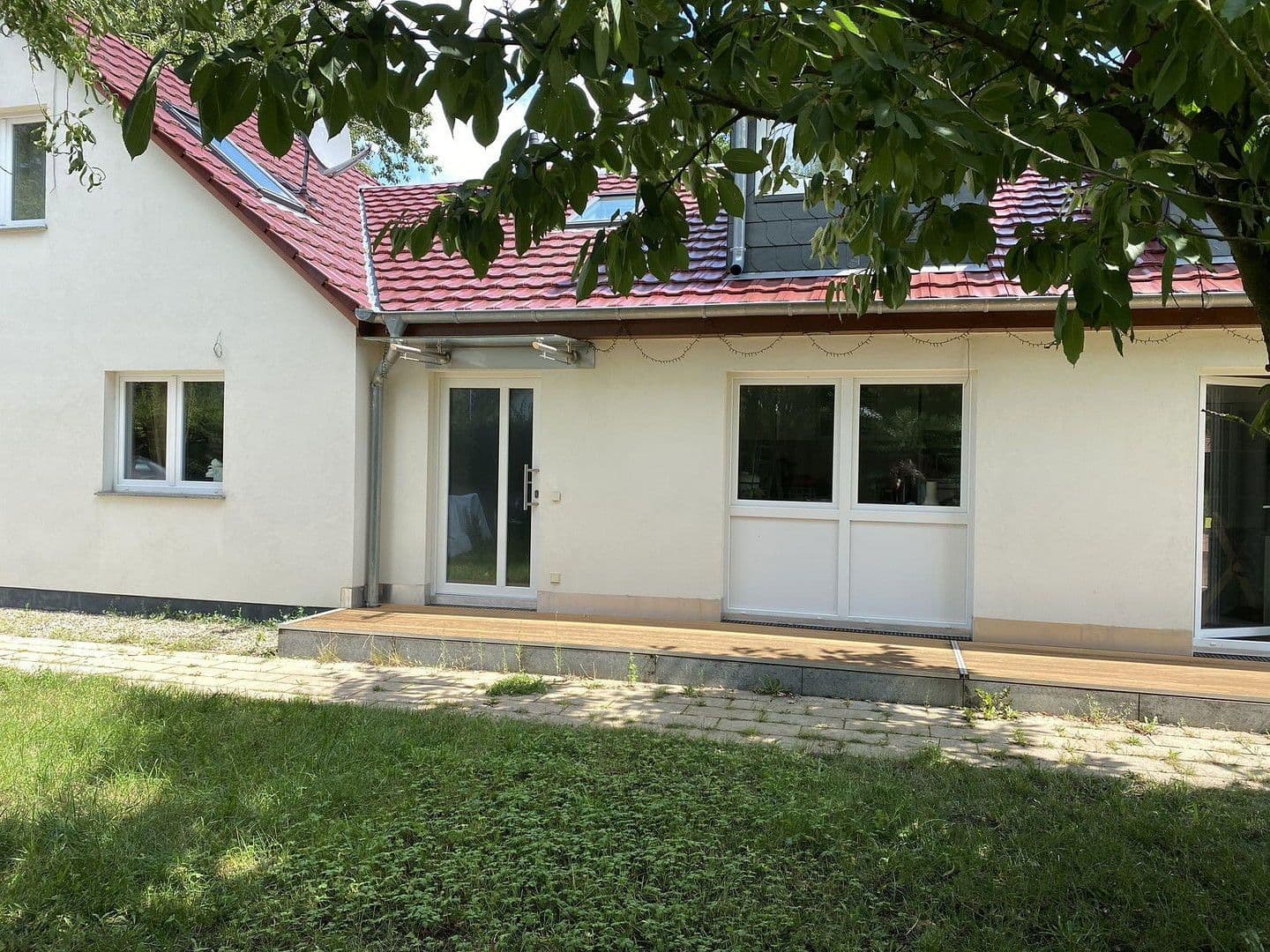 Prenájom domu 87 m², pozemek 200 m², Berlin, Berlín Prenájom domu 87 m², pozemek 200 m², Berlin, Berlín