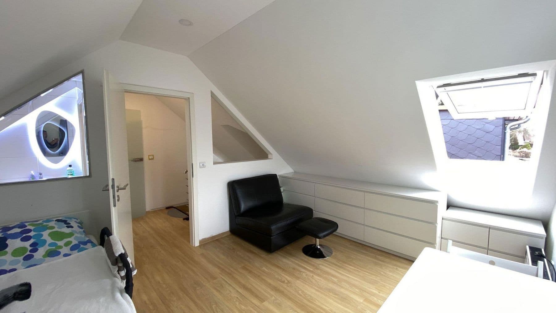 Prenájom domu 87 m², pozemek 200 m², Berlin, Berlín Prenájom domu 87 m², pozemek 200 m², Berlin, Berlín