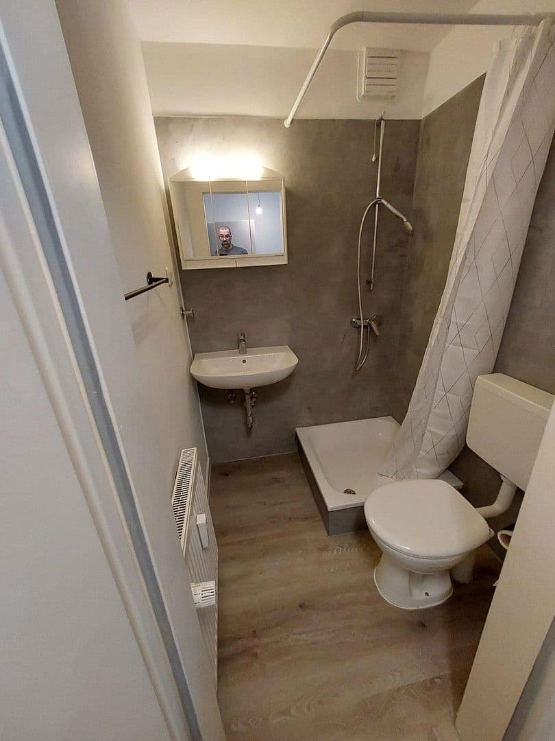 Prenájom bytu 1-izbový 29 m², Mainz, Porýnie-Falcko Prenájom bytu 1-izbový 29 m², Mainz, Porýnie-Falcko