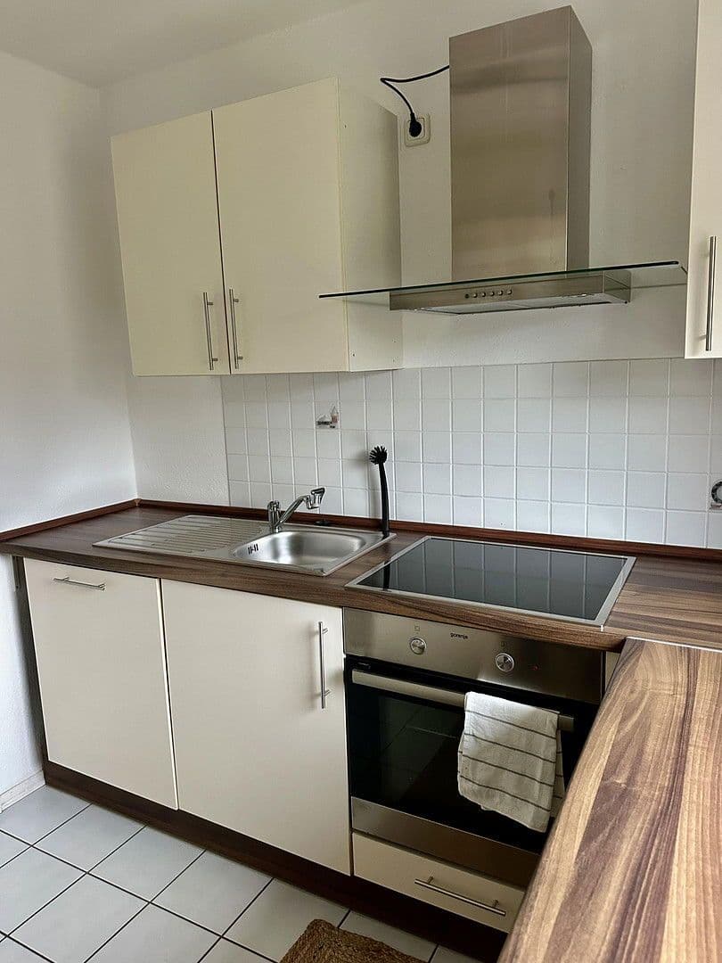 Prenájom bytu 2-izbový 59 m², Alzey, Porýnie-Falcko Prenájom bytu 2-izbový 59 m², Alzey, Porýnie-Falcko