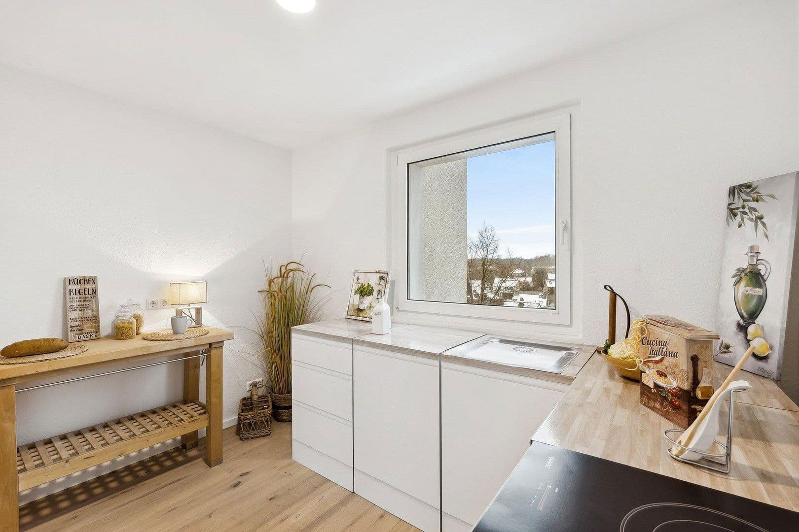 Predaj bytu 3-izbový 81 m², Hannover, Dolné Sasko Predaj bytu 3-izbový 81 m², Hannover, Dolné Sasko