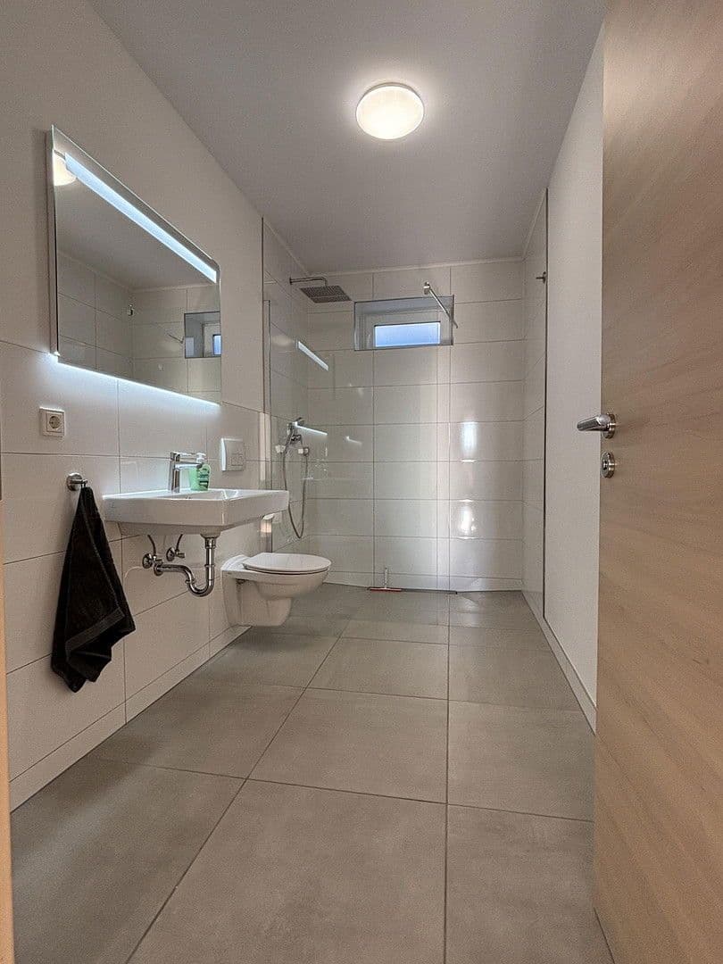 Prenájom bytu 3-izbový 82 m², Treschklinger Str. 57, Bad Rappenau, Bádensko-Wurttembersko Prenájom bytu 3-izbový 82 m², Treschklinger Str. 57, Bad Rappenau, Bádensko-Wurttembersko