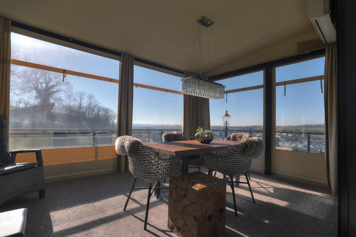 Predaj domu 332 m², pozemek 637 m², Untergruppenbach, Bádensko-Wurttembersko Predaj domu 332 m², pozemek 637 m², Untergruppenbach, Bádensko-Wurttembersko