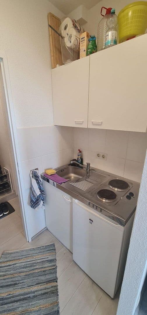 Prenájom bytu 1-izbový 30 m², Erlangen Büchenbach, Bavorsko Prenájom bytu 1-izbový 30 m², Erlangen Büchenbach, Bavorsko