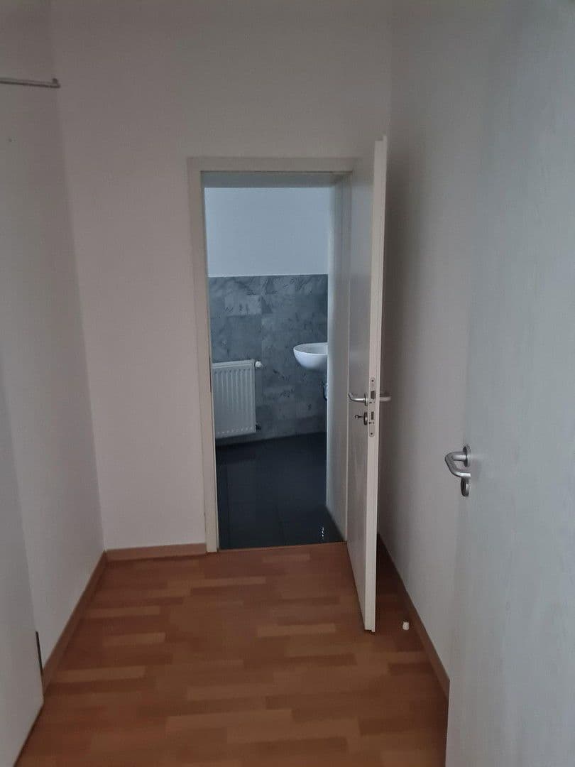 Prenájom kancelárie 73 m², Wurzen, Sasko Prenájom kancelárie 73 m², Wurzen, Sasko