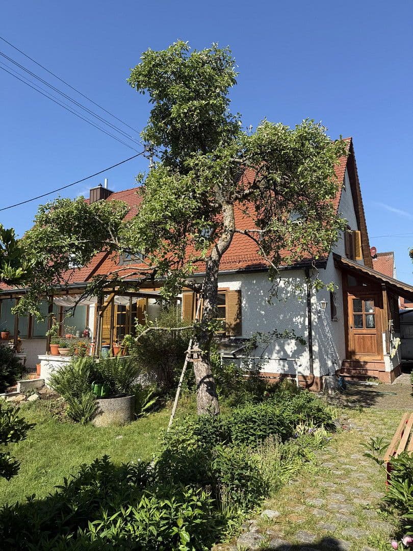 Predaj domu 114 m², pozemek 390 m², Habichtsweg 10, Augsburg, Bavorsko Predaj domu 114 m², pozemek 390 m², Habichtsweg 10, Augsburg, Bavorsko