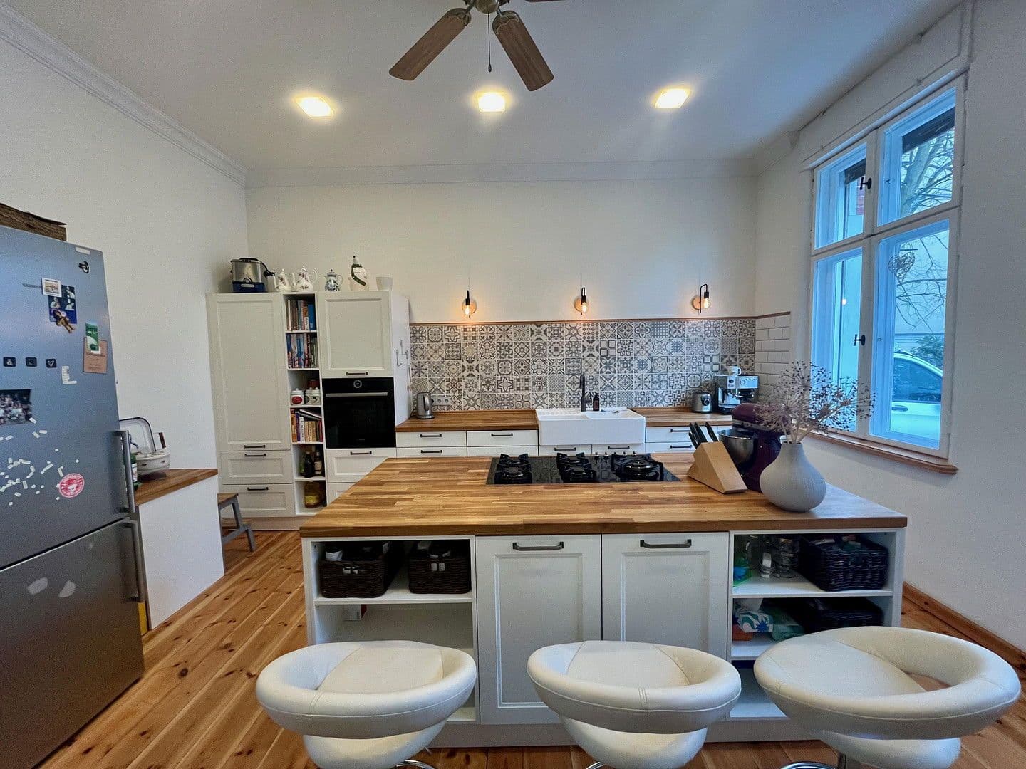 Predaj domu 168 m², pozemek 1.039 m², Berlin, Berlín Predaj domu 168 m², pozemek 1.039 m², Berlin, Berlín