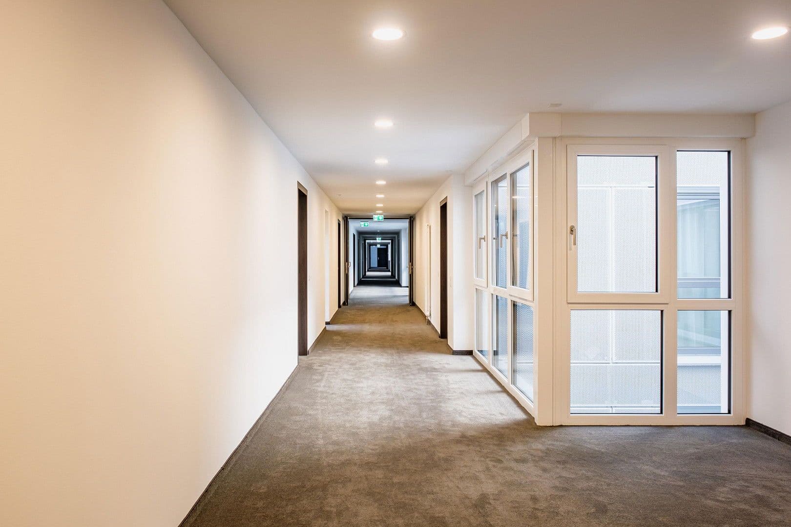 Prenájom bytu 55 m², Stuttgart, Bádensko-Wurttembersko Prenájom bytu 55 m², Stuttgart, Bádensko-Wurttembersko