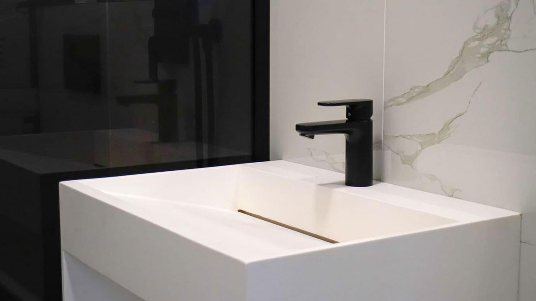 Prenájom bytu 2-izbový 57 m², Berlin, Berlín Prenájom bytu 2-izbový 57 m², Berlin, Berlín