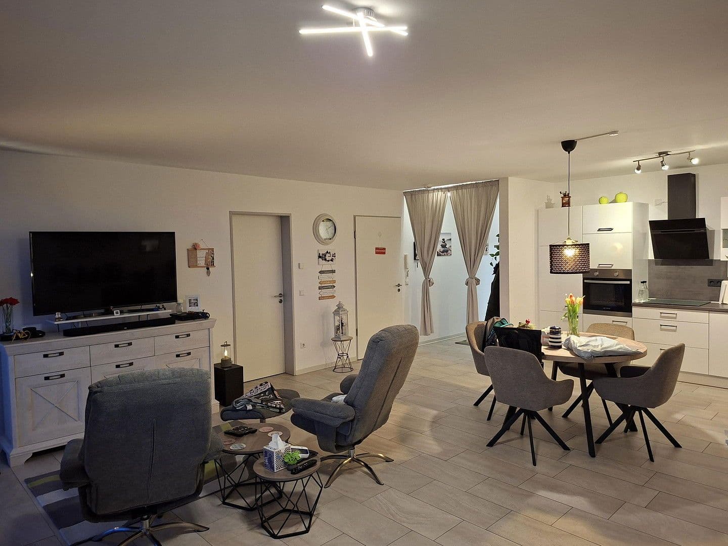 Prenájom bytu 4-izbový 134 m², Auf dem Thie 8, Rheine, Severné Porýnie - Westfálsko Prenájom bytu 4-izbový 134 m², Auf dem Thie 8, Rheine, Severné Porýnie - Westfálsko